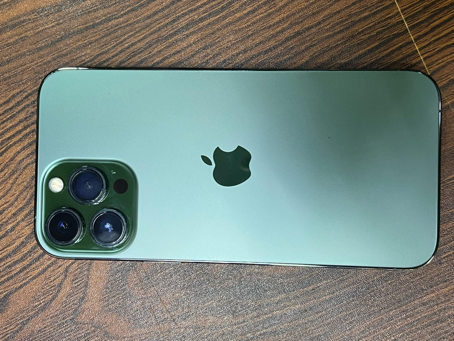 iPhone 13 Pro Max (256GB) – 10/10 Condition, Premium Display & Long Battery Life - Aarishelectronics